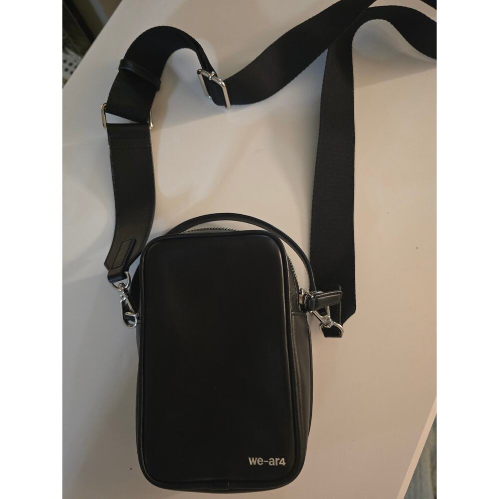 We R 4 black leather crossbody NwoT